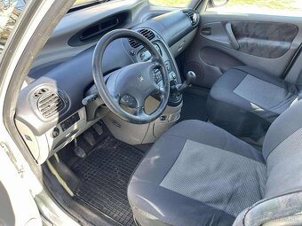 Citroën Xsara Picasso 2.0 HDi - 12