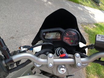 SUPER CENA - Yamaha XJ6 - 12