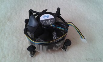 Intel Pentium 4 s775 + Intel Celeron s370 + 3x Active cooler - 12