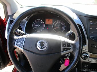 SSANGYONG KORANDO 2,2D 130kw AWD Navi Aut DPH 2016 - 12
