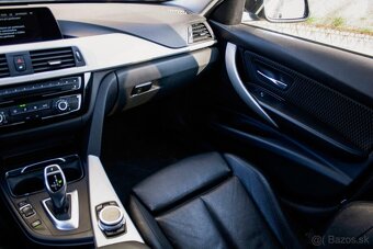 BMW Rad 3 Touring 320d xDrive Advantage A/T - 12