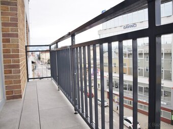 Prenajmem 2 izbový byt s balkónom  v centre Žiliny - 12