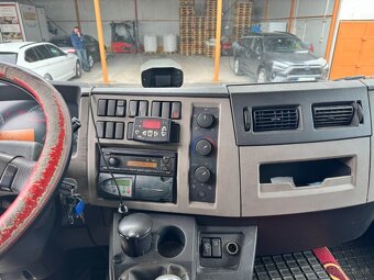 Volvo FL 240 - 12