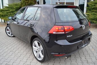 VW GOLF VII 2.0 TDI HIGHLINE, TEMPOMAT,NAVI, ALU R18,BIXENÓN - 12