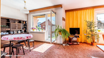 FINREA│5 izbový rodinný dom s garážou v tichej ulici - Záska - 12