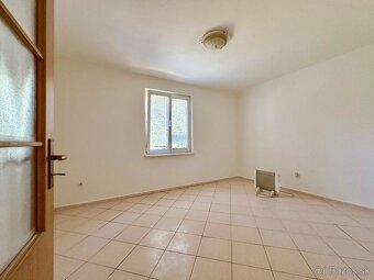 PREDAJ - Rodinný dom ul. Letisková - PRIEVIDZA - 12