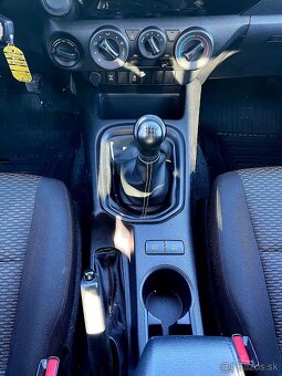 TOYOTA HILUX - PREDAJ AJ NA SPLÁTKY - 12