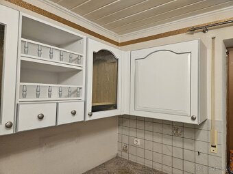 Masívna kuchynská linka z Nemecka so spotrebičmi - 12