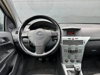 Opel Astra Caravan 1.9 CDTi r.v2010 - 12