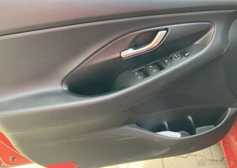 Hyundai i30 1.0-1.MAJ.-KAMERA-ISOFIX - 12