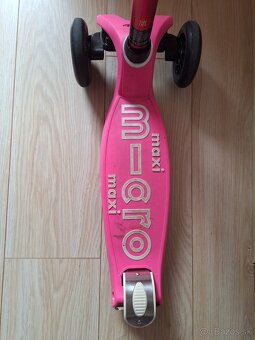 Kolobežka Micro Maxi Deluxe - 12