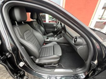 Alfa Romeo Giulia 2.0 Turbo Veloce - 12