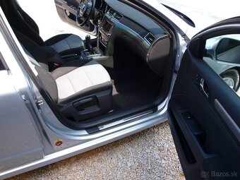 Škoda Superb 1.8 TSI Comfort - 12