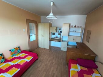 5 izbový mezonetový byt 136 m2 s garážou Horný Hričov - 12