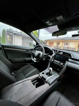 Honda Civic 1.0 DOHC VTEC Turbo Elegance - 12