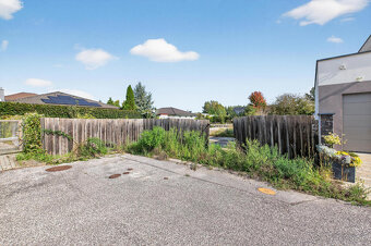 Stavebný pozemok s potenciálom pre 2 rodinné domy - 12