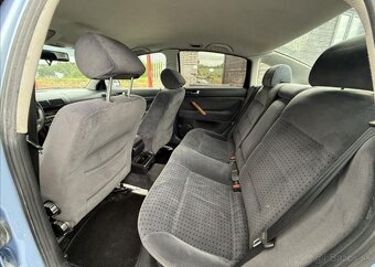 Volkswagen Passat 1,9 TDI 81kW TAŽNÉ EKO.UHRAZEN nafta - 12