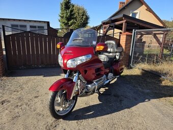 Honda Goldwing GL 1800 - 12