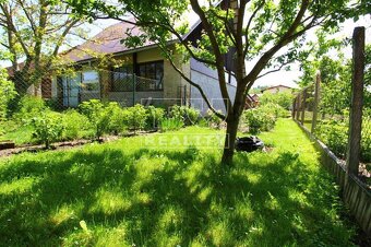 RODINNÝ DOM NA LIPTOVE V BLÍZKOSTI AQUAPARKU BEŠEŇOVÁ - 12