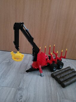 Prepravník dreva s nakladačom Bruder - 12