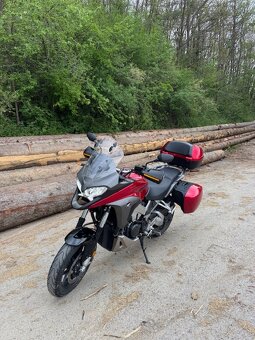 Honda VFR 800X Crossrunner - 12