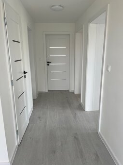 novo zrekonštr. rodinný dom, STUPAVA - 12