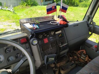 Iveco 120E18 špeciálne odťahové vozidlo 4 L Nafta 100 kW - 12