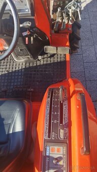 Kubota Saturn X24 - 12