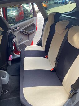Ford Focus 1.6 TDCi 80kW Kombi – 2010 – bez korózie, pravide - 12