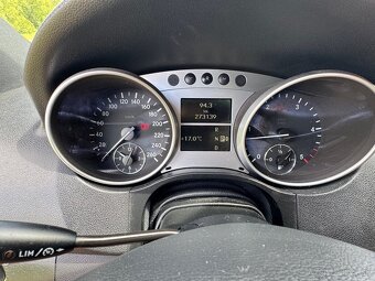 Mercedes-Benz ML 320CDI 4X4 - 12
