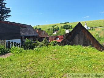 Tradičná drevenica pripravená pre chalupárov, na pozemku s - 12