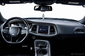 Dodge Challenger R/T, 5,7 HEMI - 12