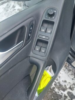 Volkswagen Golf 6 - 12