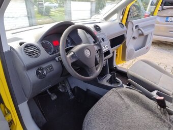 VW Caddy - 12
