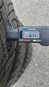 225/60R18 - 12