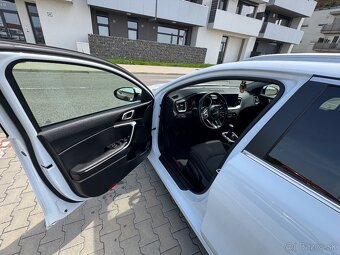 KIA Ceed 1.5T-GDi GOLD+ - 12