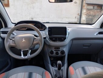 Peugeot 208 1.4 vti - 12