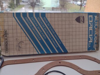 Predám náhradné diely ARO 10 1,4 benzín - 12