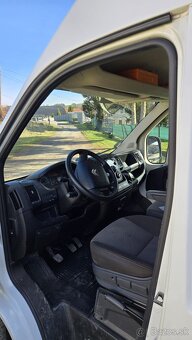 Citroen Jumper 2.0 BlueHDi – rok 2018, 146 600 km - 12