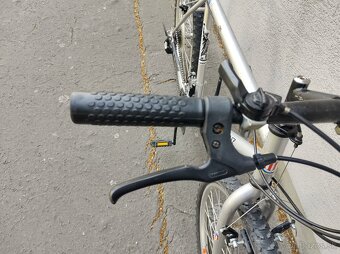 {27}  Horský bicykel Maverick - 12