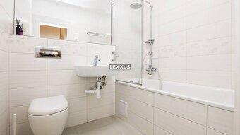 | ZARIADENÝ 4i byt s terasou, BA I., Drotárska cesta 111,44  - 12