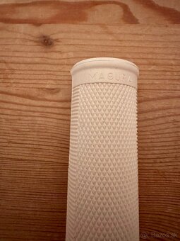 Magura - otočná rukojeť, páka spojky, aretace páky, návlek - 12