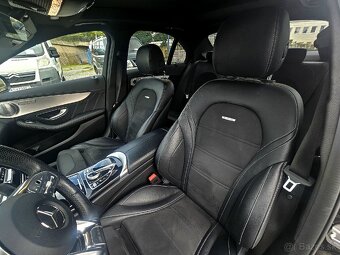 Mercedes-Benz C63 AMG A/T - 12