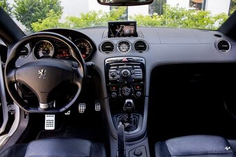 Peugeot RCZ 1.6 THP 200k - 12