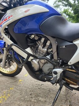 Predám Honda XL 700 Transalp r.2009, nová  STK do 5/29 - 12