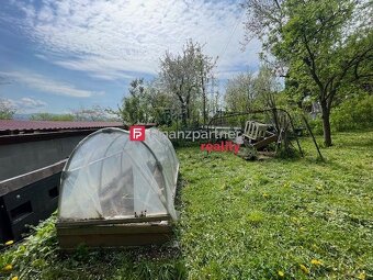 Pozemok s príjemnou chatkou na zahradkárčenie, relax - "Ren - 12