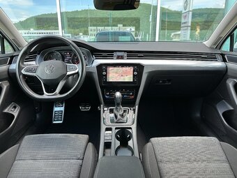 Volkswagen Passat Variant 2.0 TDI Elegance DSG 150PS 2021 - 12