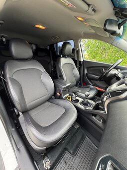 HYUNDAI IX35 2.0CRDI 4X4 - 12