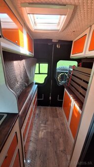 MERCEDES SPRINTER 906 4x4+redukce 2,2CDi 4místa - 12