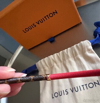Louis Vuitton Daily Confidential náramok , pc 275€ - 12